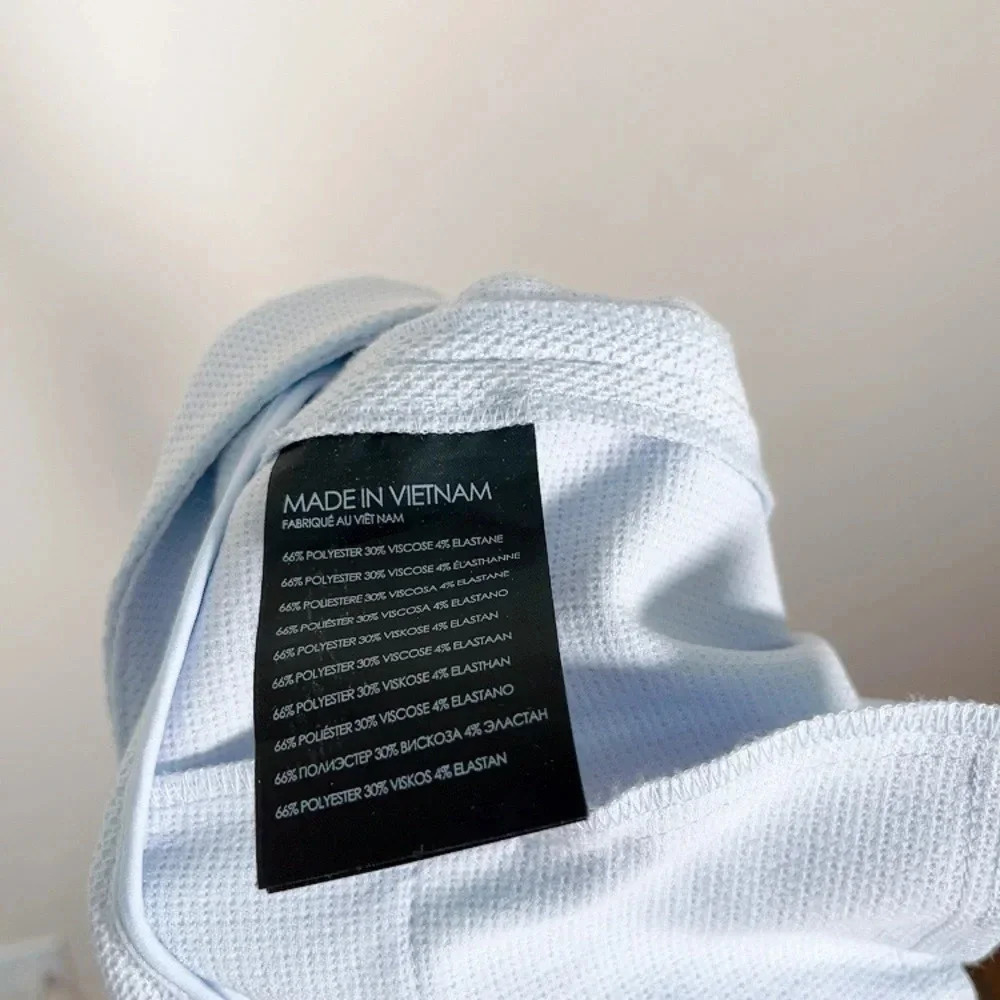 Club Monaco Remi Textured Pant - Picture 8 of 14